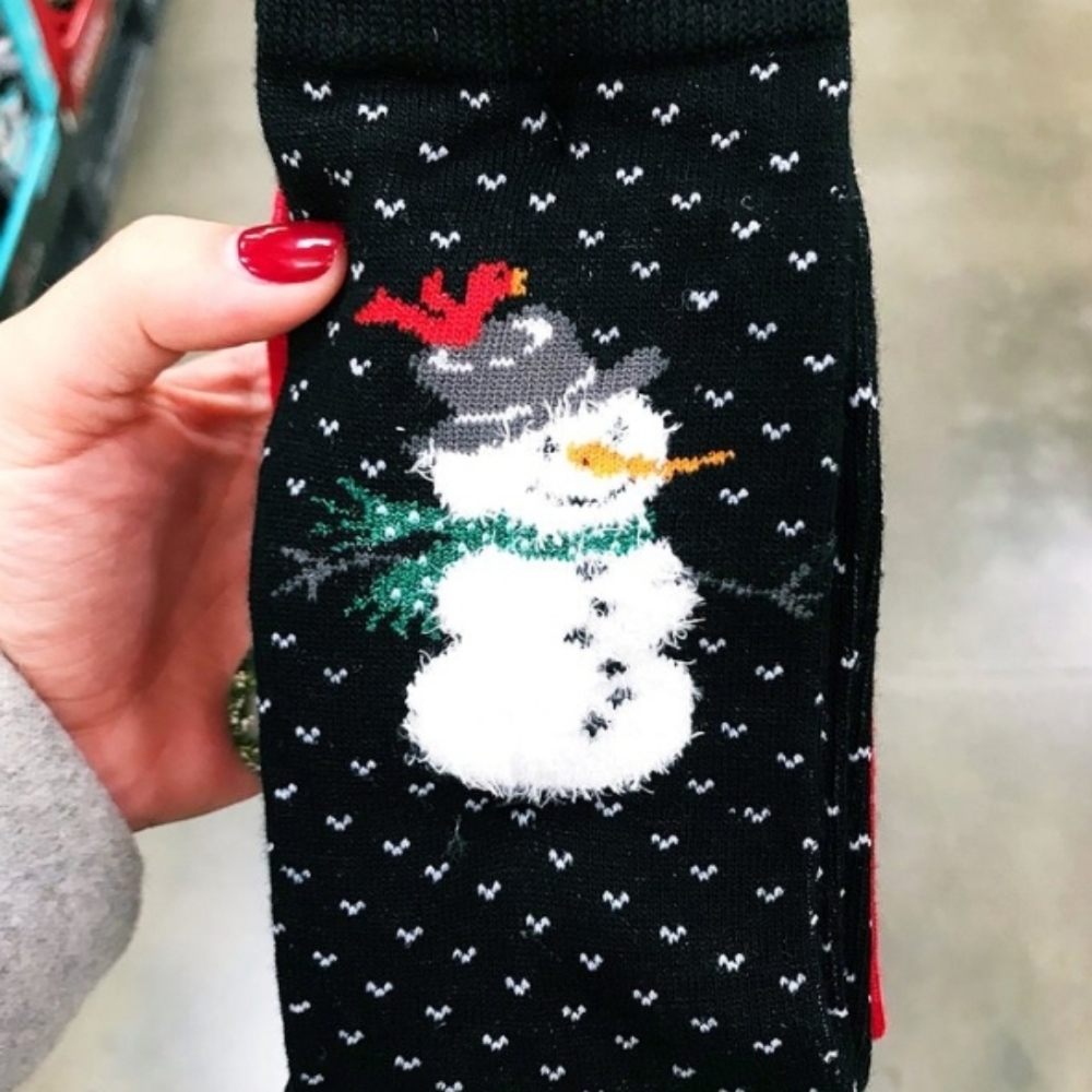 New Legale Christmas Socks Santa Clause Penguins 9-11